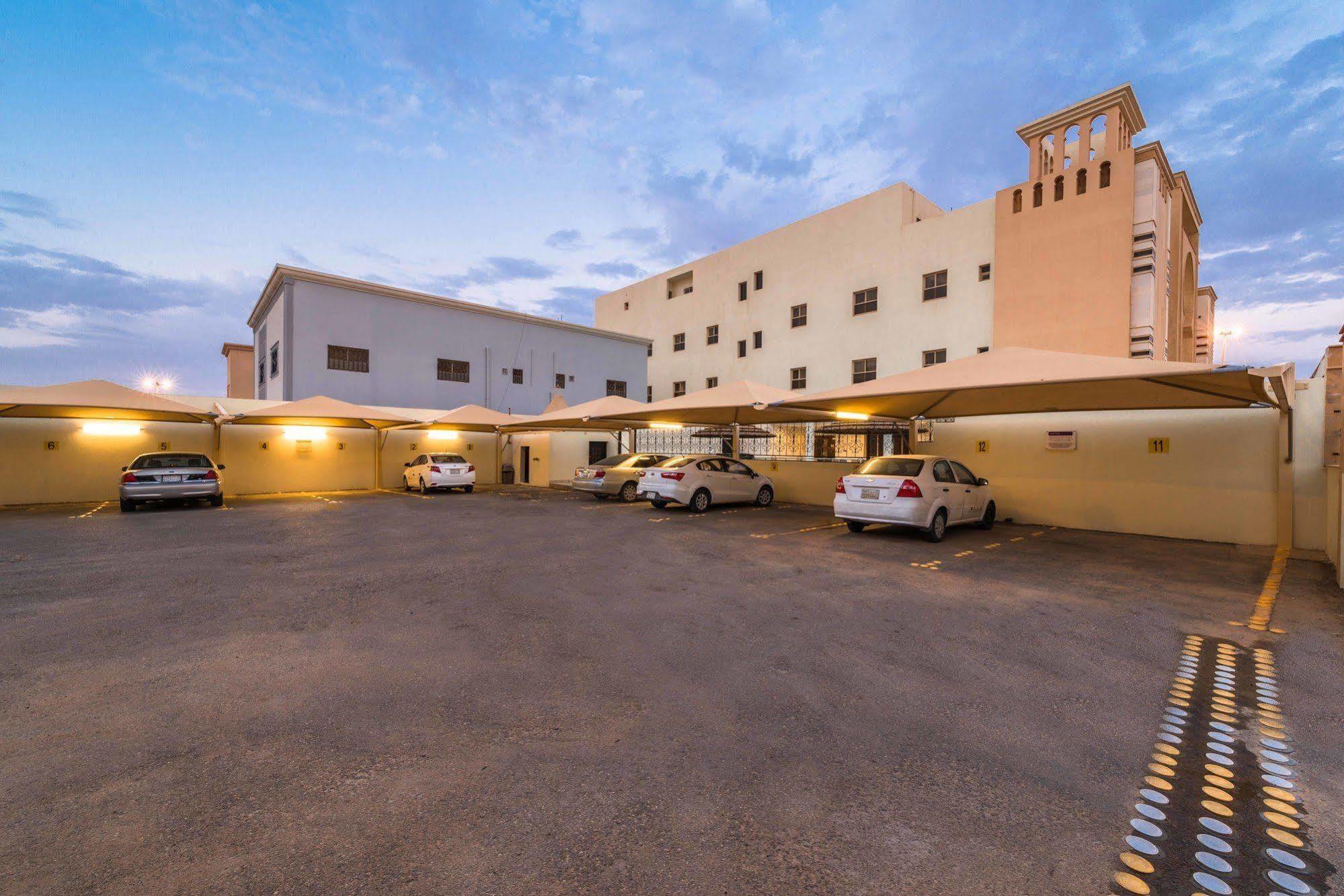 Boudl Al Fakhria Aparthotel Unaizah Kültér fotó
